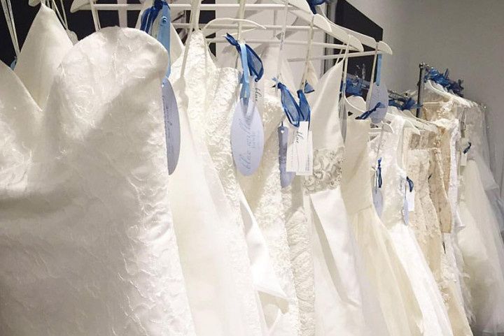 5 Ways to Cut Wedding Dress Costs