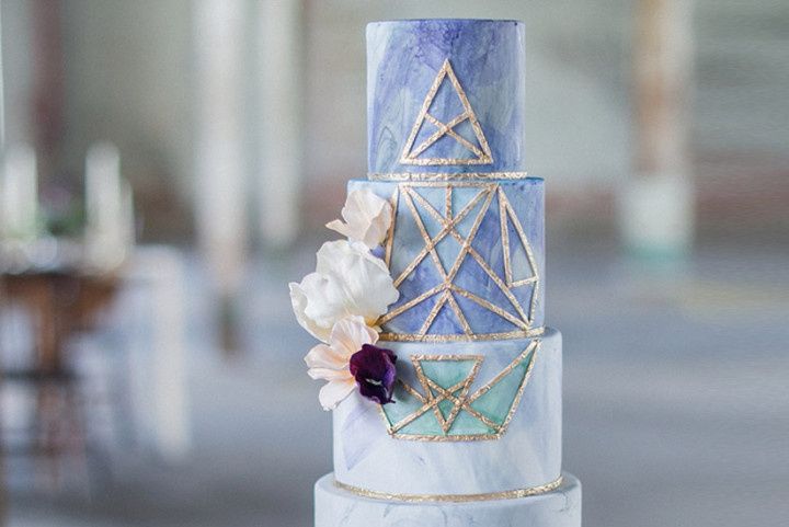 7 Geometric Wedding Cake Ideas We’re Totally Obsessed With