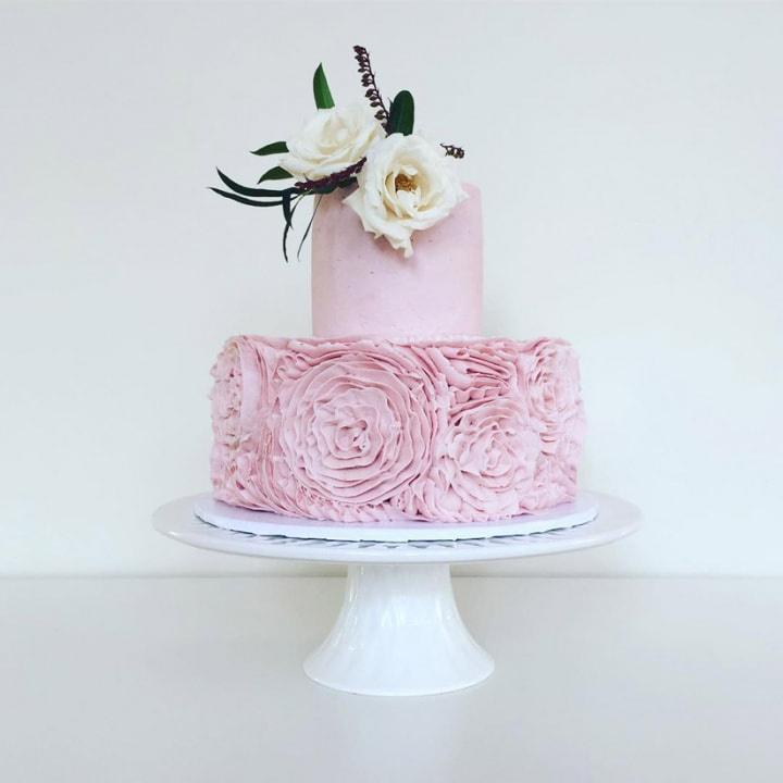 Ombre Ruffle Wedding Cake - Pink Cake Box University