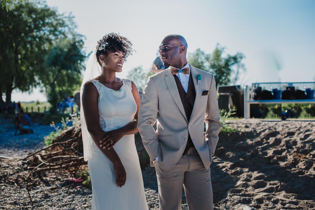 Outdoor wedding attire