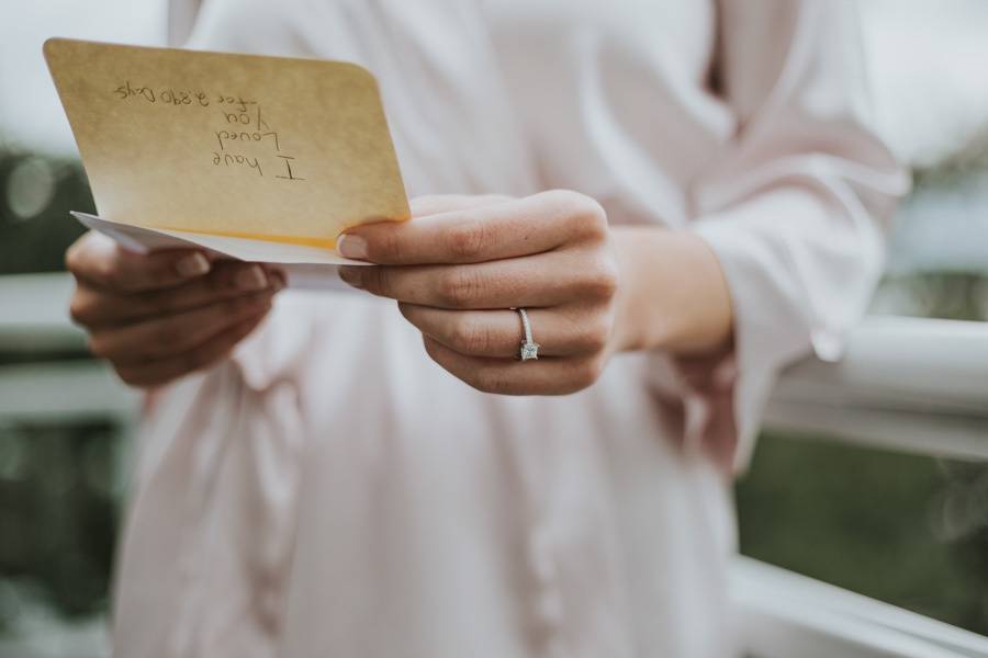 5 Ways to Surprise Your Spouse-to-Be on Your Wedding Day