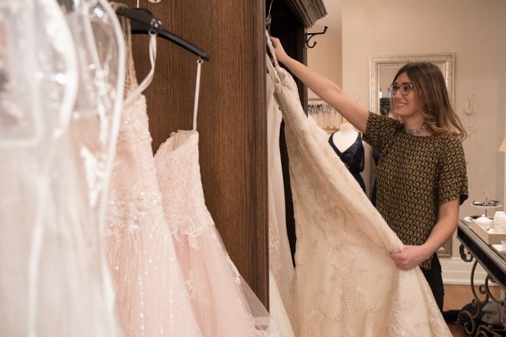6 Tips for Last-Minute Wedding Dress Shopping