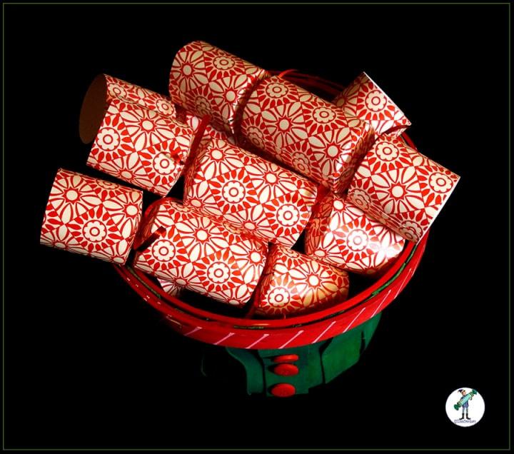 Christmas wedding crackers