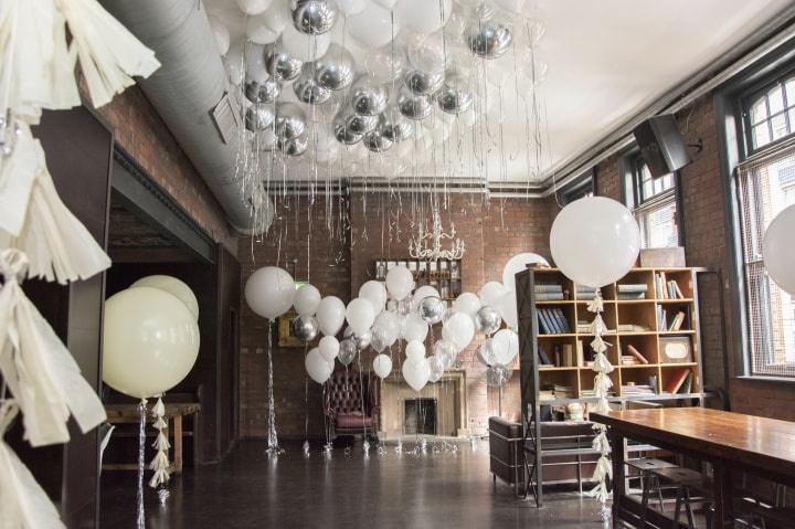 New Year’s Eve Wedding Ideas - Balloons