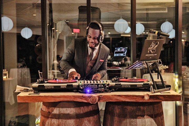 Wedding DJ Expert Advice