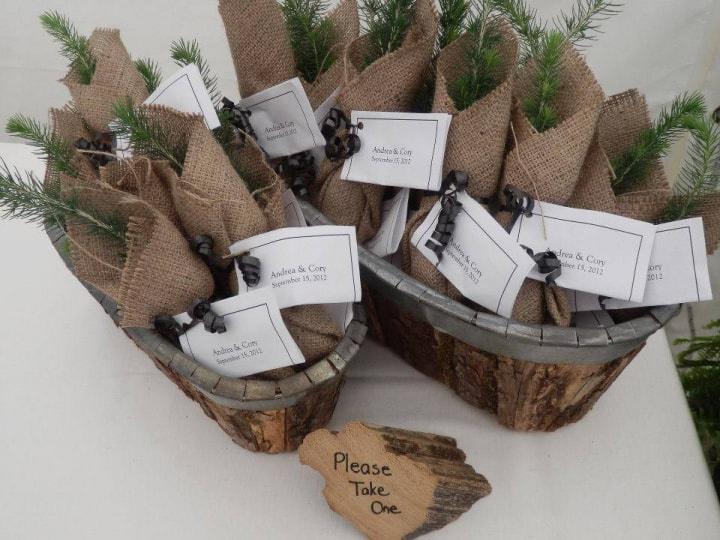 How to Give Back with Charitable Wedding Favours