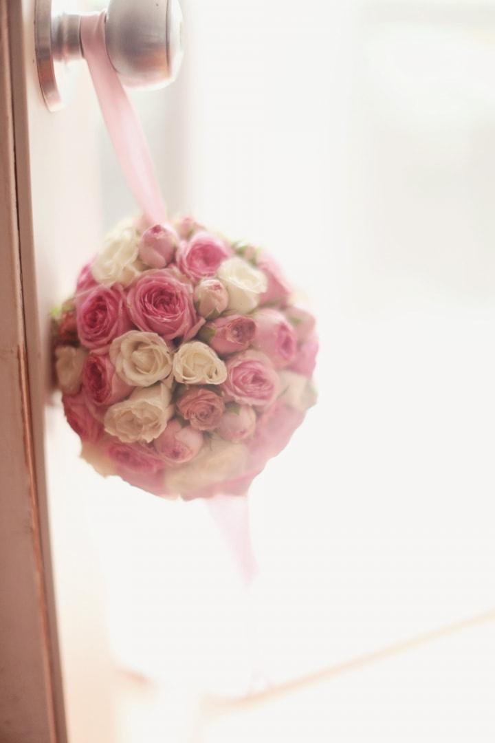 7 Gorgeous Wedding Bouquet Wrap Ideas