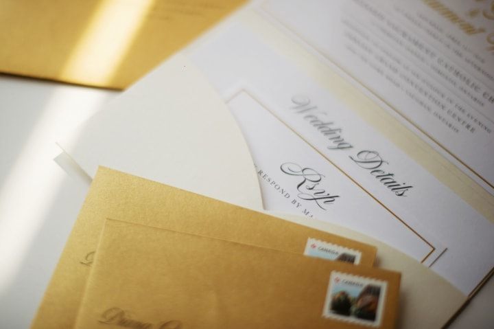 5 Easy Ways to Remind Your Guests to RSVP to Your Wedding