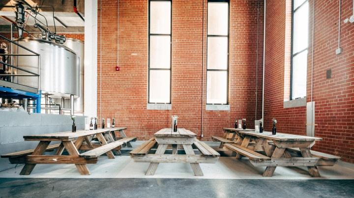 17 Awesome Industrial Chic Wedding Ideas