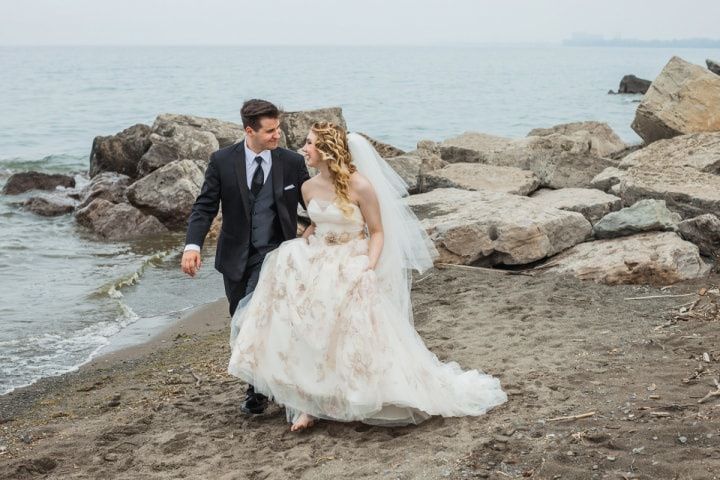5 Stunning Outdoor Hamilton Wedding Venues with Waterfront Views