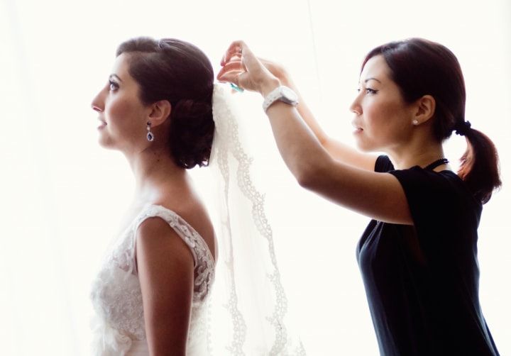 9 Questions to Ask a Wedding Hair Stylist