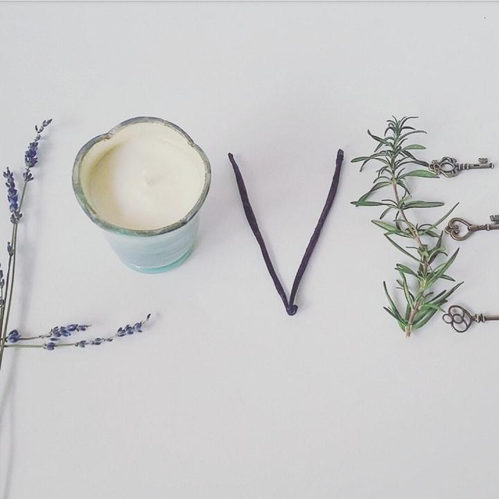 Candle wedding favours