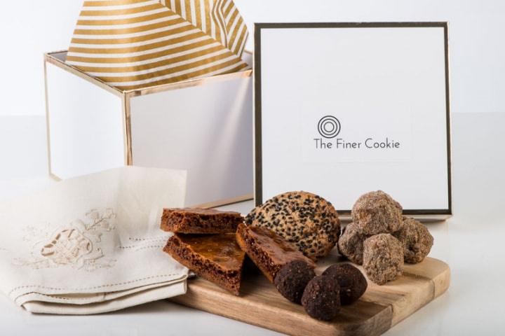 The 30 Best Edible Wedding Favors for Foodies