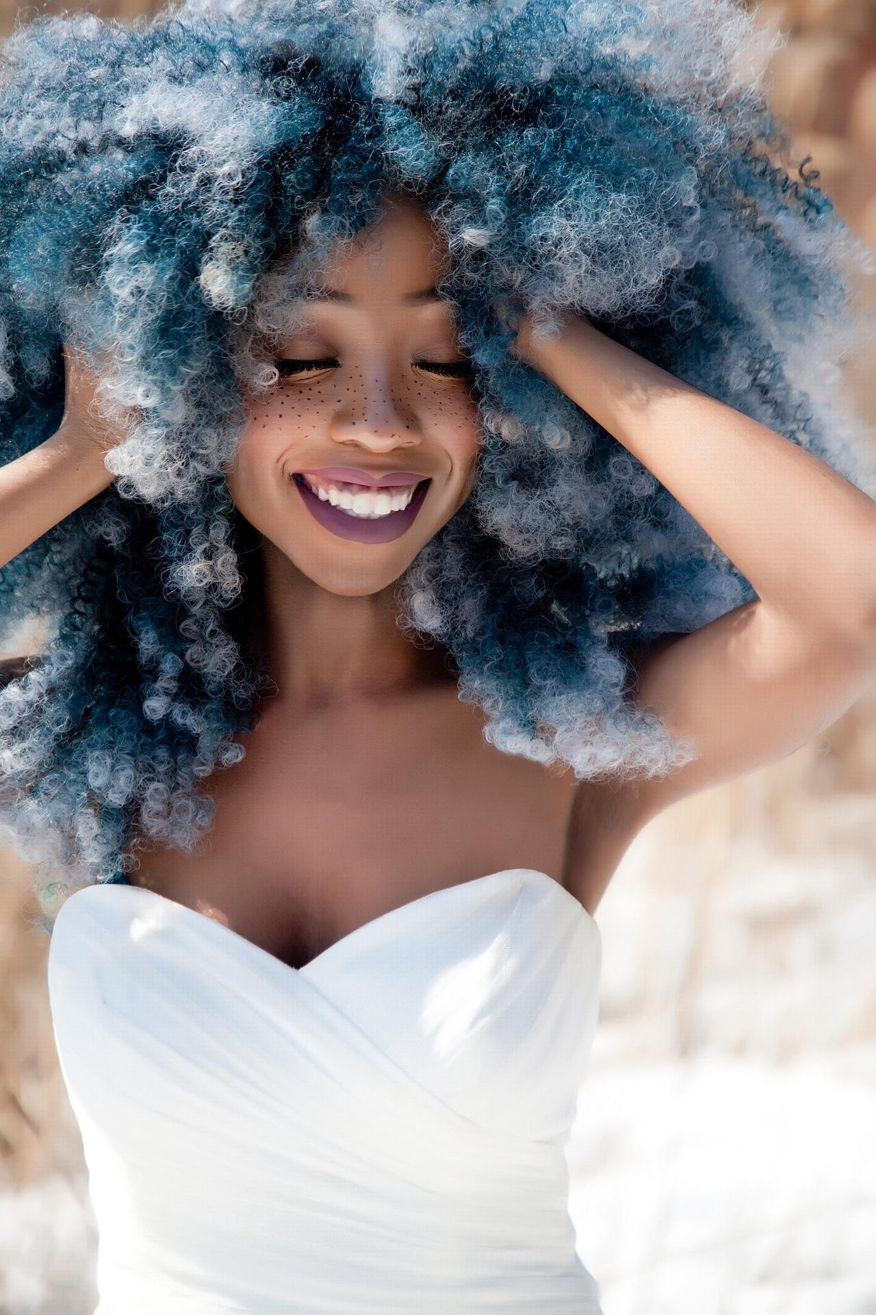 The Best Way To Rock Your Something Blue On Your Wedding Day