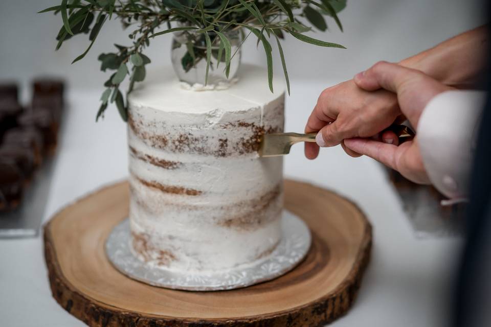 Small wedding cake