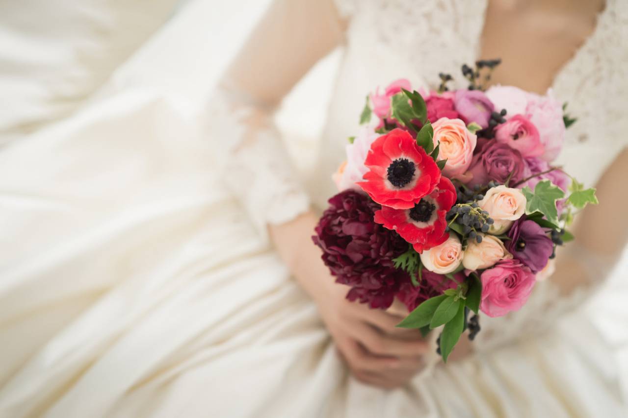 7 Gorgeous Wedding Bouquet Wrap Ideas