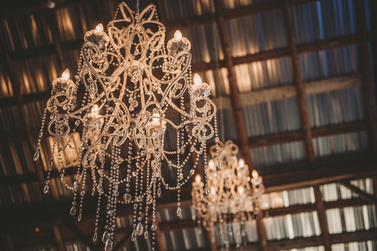 26 Stunning Wedding Ceiling Decor Ideas