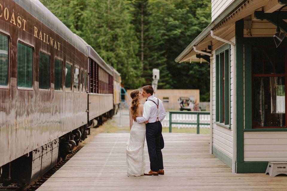 CN Roundhouse & Conference Centre wedding in Squamish