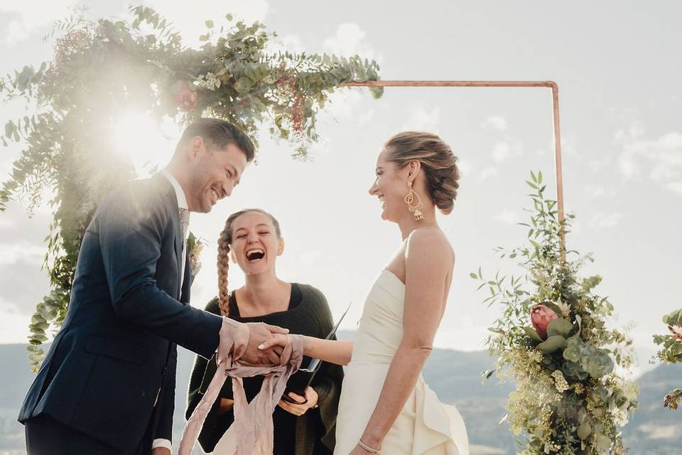 10 Unique Wedding Ceremony Traditions to Make Your Big Day Even