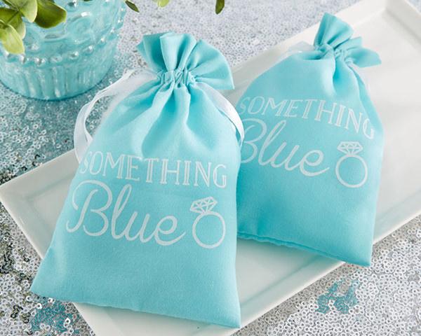 https://cdn0.weddingwire.ca/article-vendor/5251/original/1280/jpg/1429356241958-1831629031na-somethingblue-bag-ka-l.jpeg