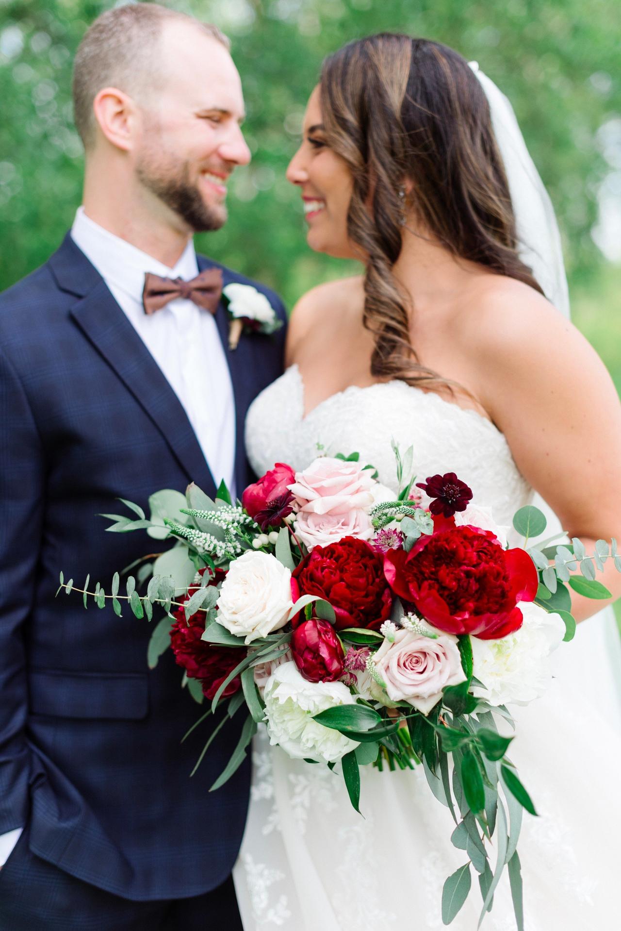 The Symbolism and Meaning Behind Wedding Flowers