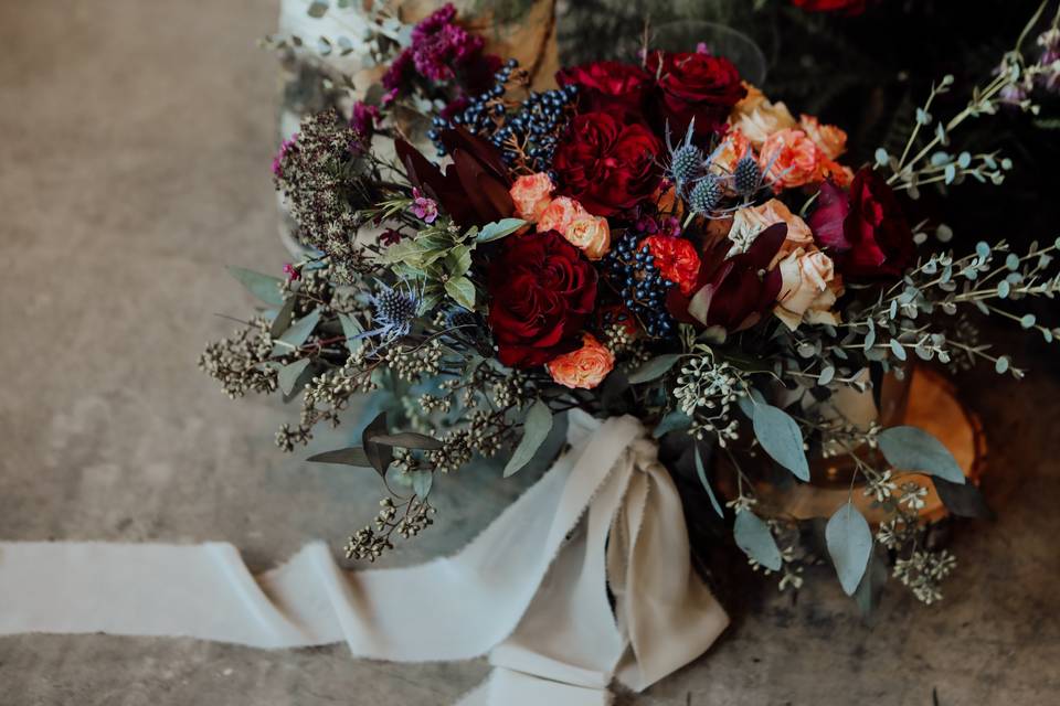 7 Gorgeous Wedding Bouquet Wrap Ideas