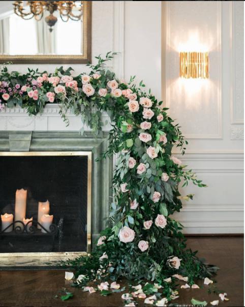 15 Fireplace Wedding Decor Ideas We're Absolutely Obsessed With