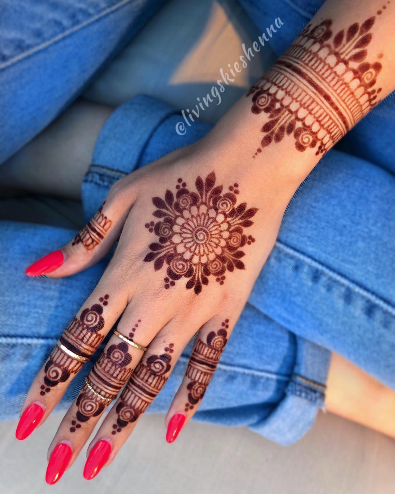 Half Hand Festival Mehndi Design Service at best price in Gurgaon | ID:  20067802930