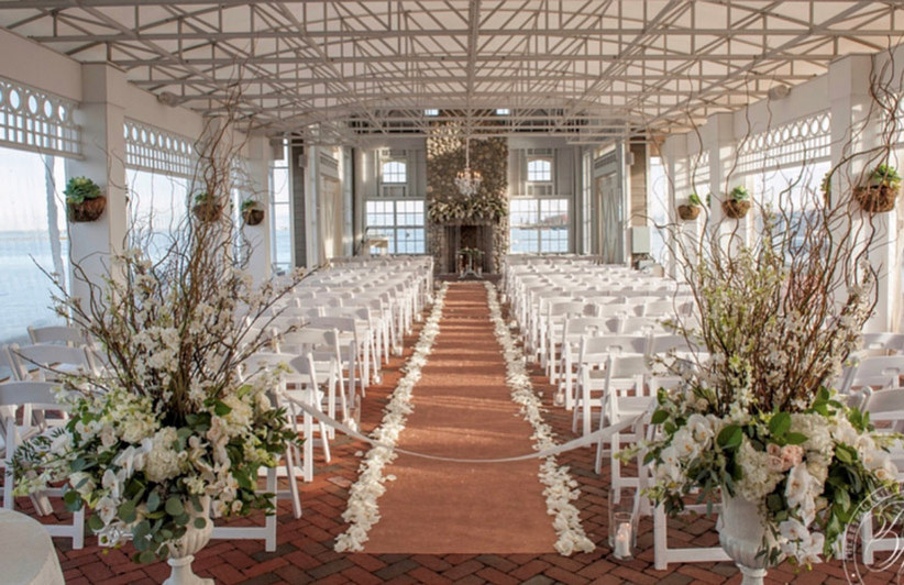 10 Unique Wedding Aisle Runner Ideas We Love