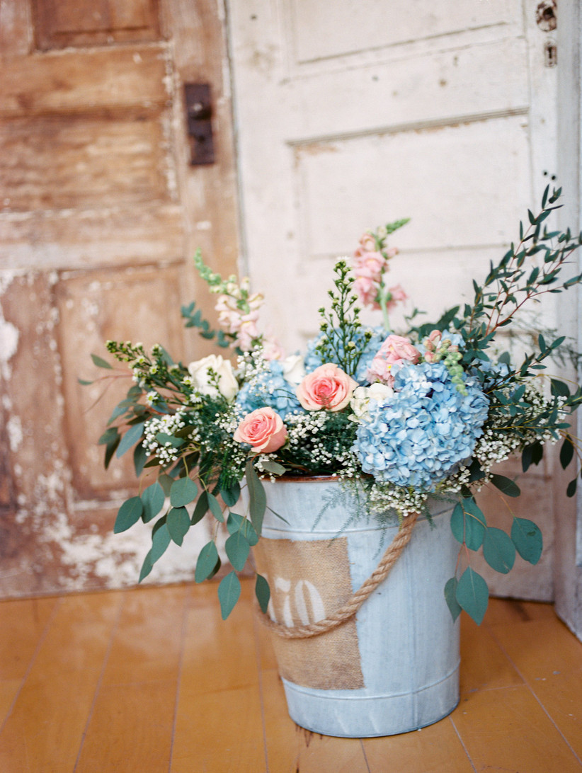 9 Vase Alternatives Worthy of Your Rustic Wedding Centerpieces