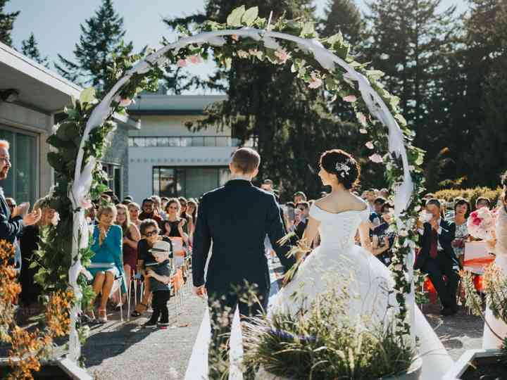 9 Stunning Outdoor Wedding Venues In Vancouver