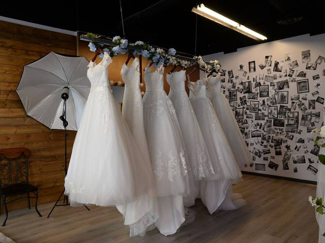 wedding dress rental dallas
