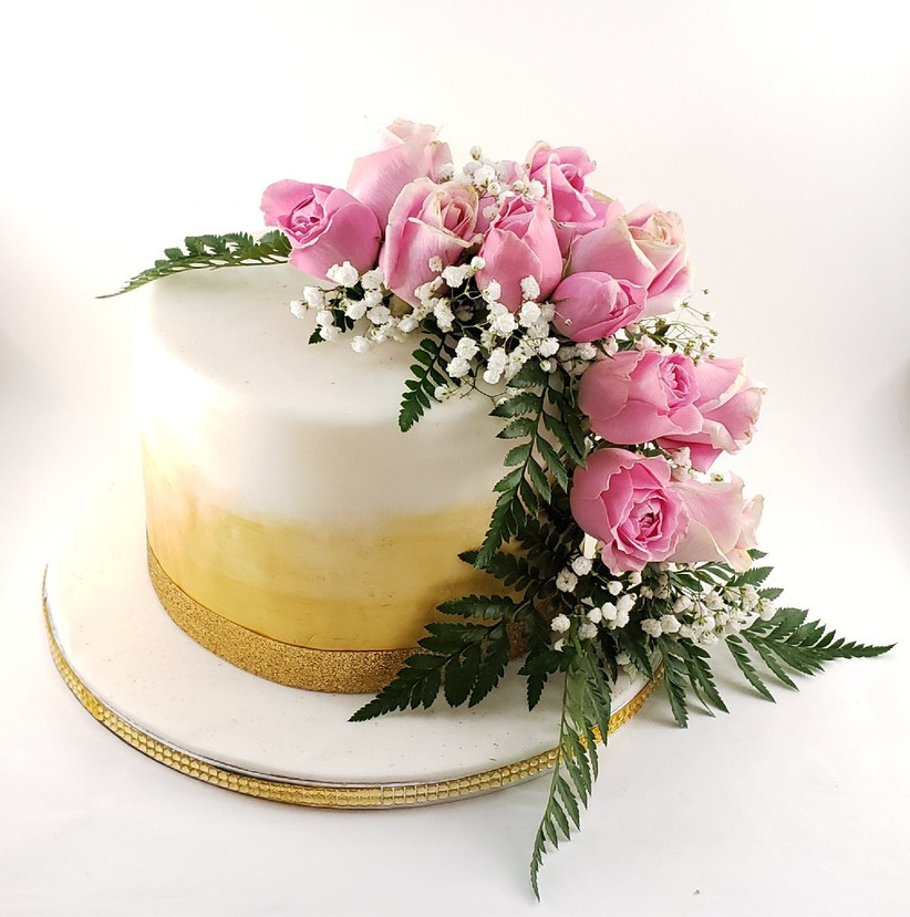 16 Small Wedding Cake Ideas One Tier And Two Tier Designs You ll Love