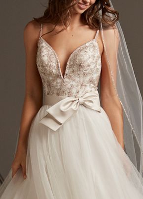 NASHIRA, Pronovias