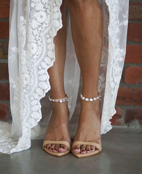 GLL C01, Grace Loves Lace