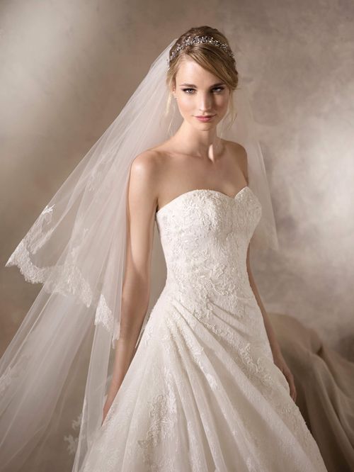 hena, St. Patrick La Sposa