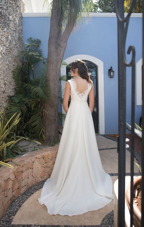 BM135, Boheme from Mikonos By The Sposa Group Italia