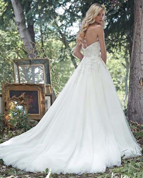 Cameron, Maggie Sottero