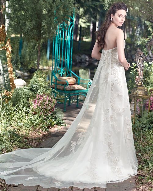 Colleen, Maggie Sottero