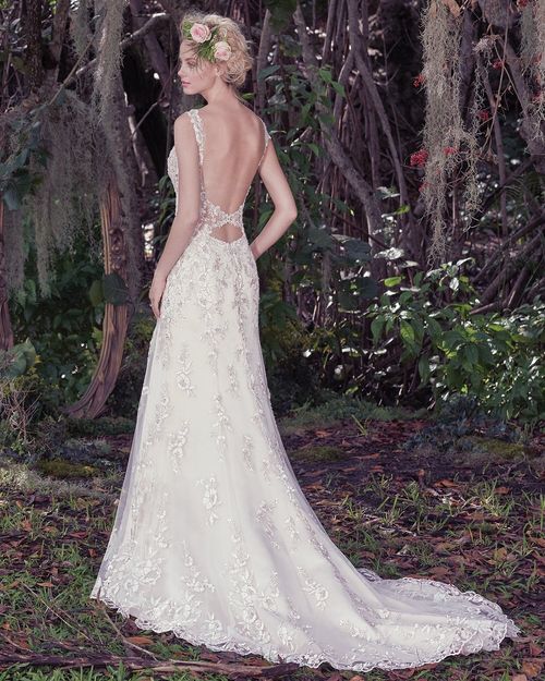 Aspen, Maggie Sottero