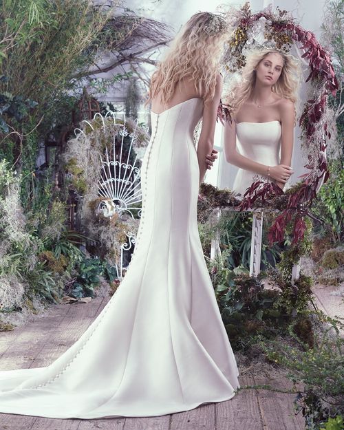 Dante, Maggie Sottero