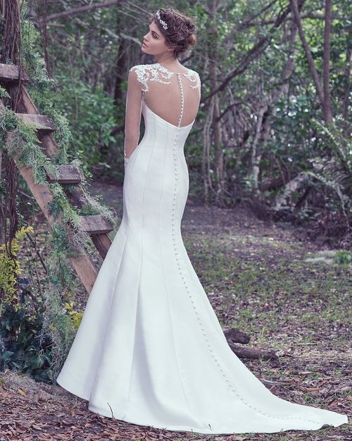 Dante, Maggie Sottero