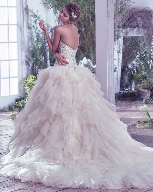 Castalia, Maggie Sottero