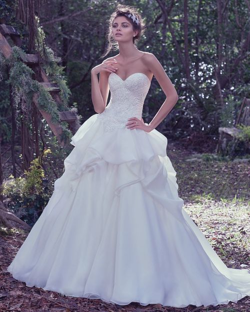 Florentina, Maggie Sottero