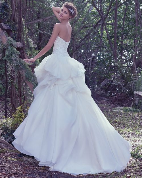 Florentina, Maggie Sottero