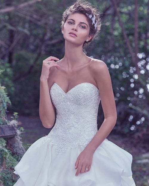 Florentina, Maggie Sottero