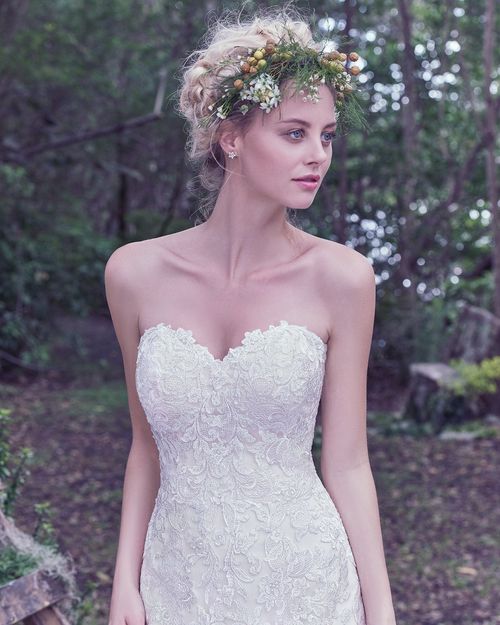 Jennita, Maggie Sottero