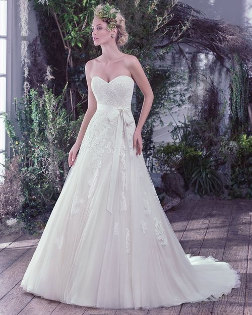 Lindsey, Maggie Sottero