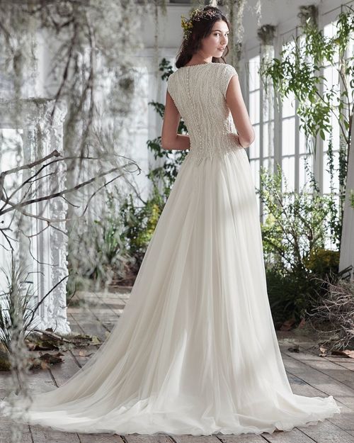 Sabina, Maggie Sottero