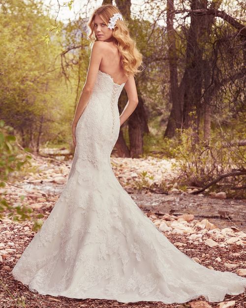 Betsy, Maggie Sottero
